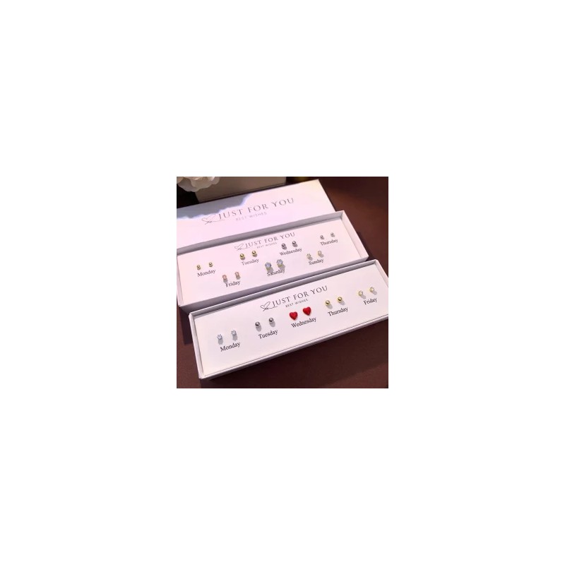 Estuche con 5 Pares de los días de la Semana Chapa de Oro 14K