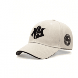 Gorra NY Beig en Color Beige con Negro Bordada