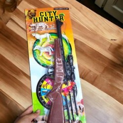 Juguete en forma de Rifle con Animalitos