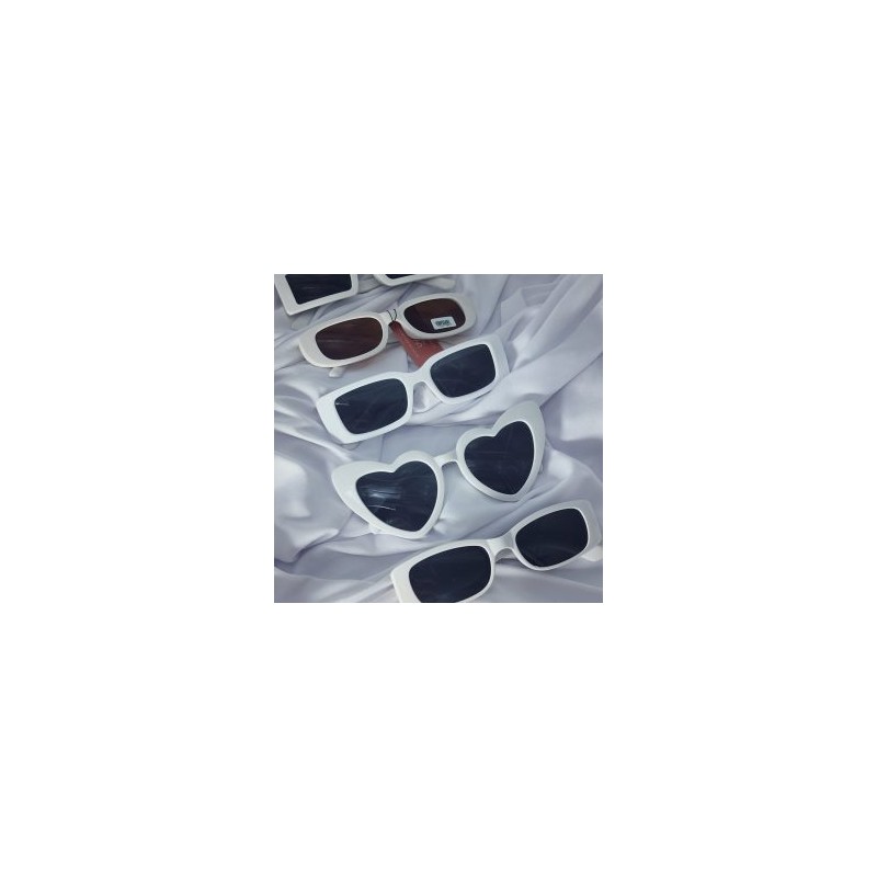 Lentes De Sol Armazon Resina Color Blanco con Lente Oscuro (Se envia al azar)