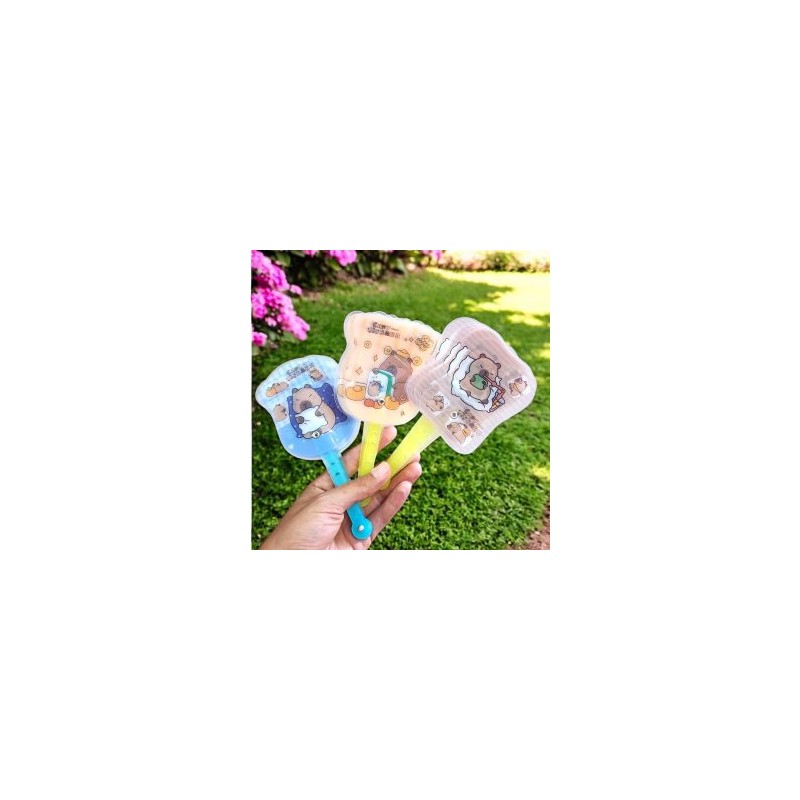 Abanico de Plastico Plegable Tipo Paleta Capibara