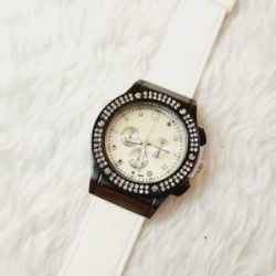 Reloj circular Grande con Brillos correa silicón Ajustable